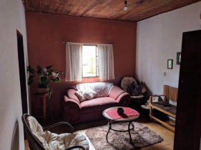 CASA DA VÓ - Casa inteira 3 quartos p/ família
